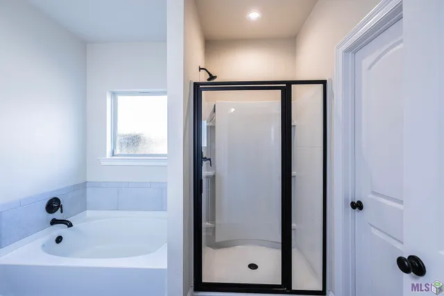 $305,000 | 126 Adley Avenue, Houma, LA 70364