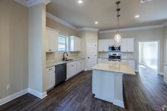 $305,000 | 126 Adley Avenue, Houma, LA 70364