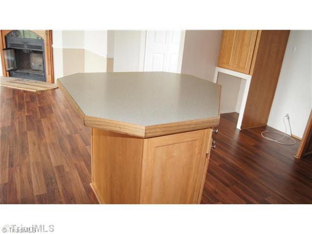 341 Butler Lake Road Reidsville, NC 27320 - Photo 9 of 16 Kitchen.