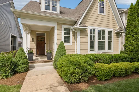 $769,900 | 2764 Americus Drive, Thompson's Station, TN 37179