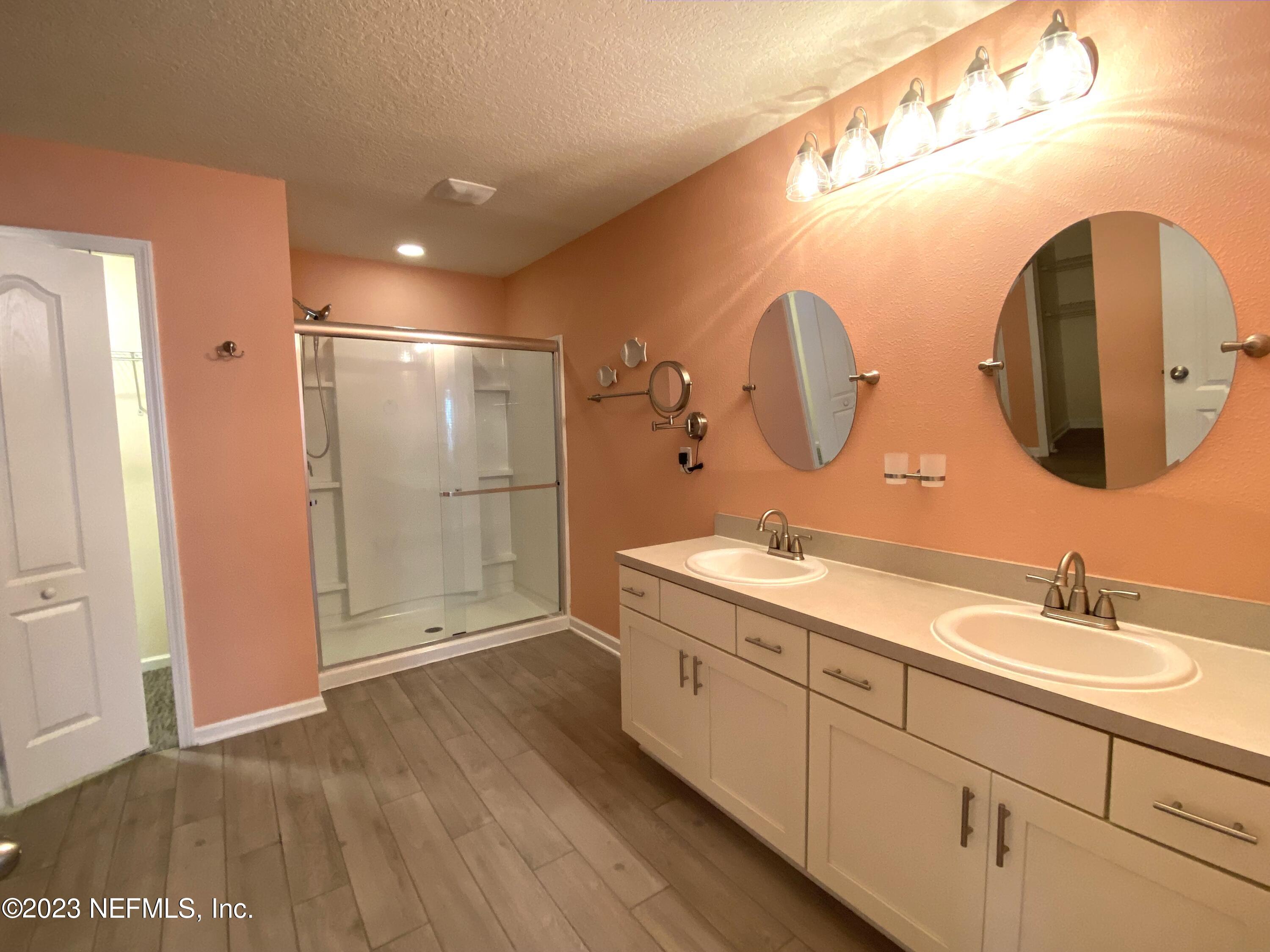 46 Eagle Spring Court St. Augustine, FL 32084 - Photo 14 of 40 MASTER BATH