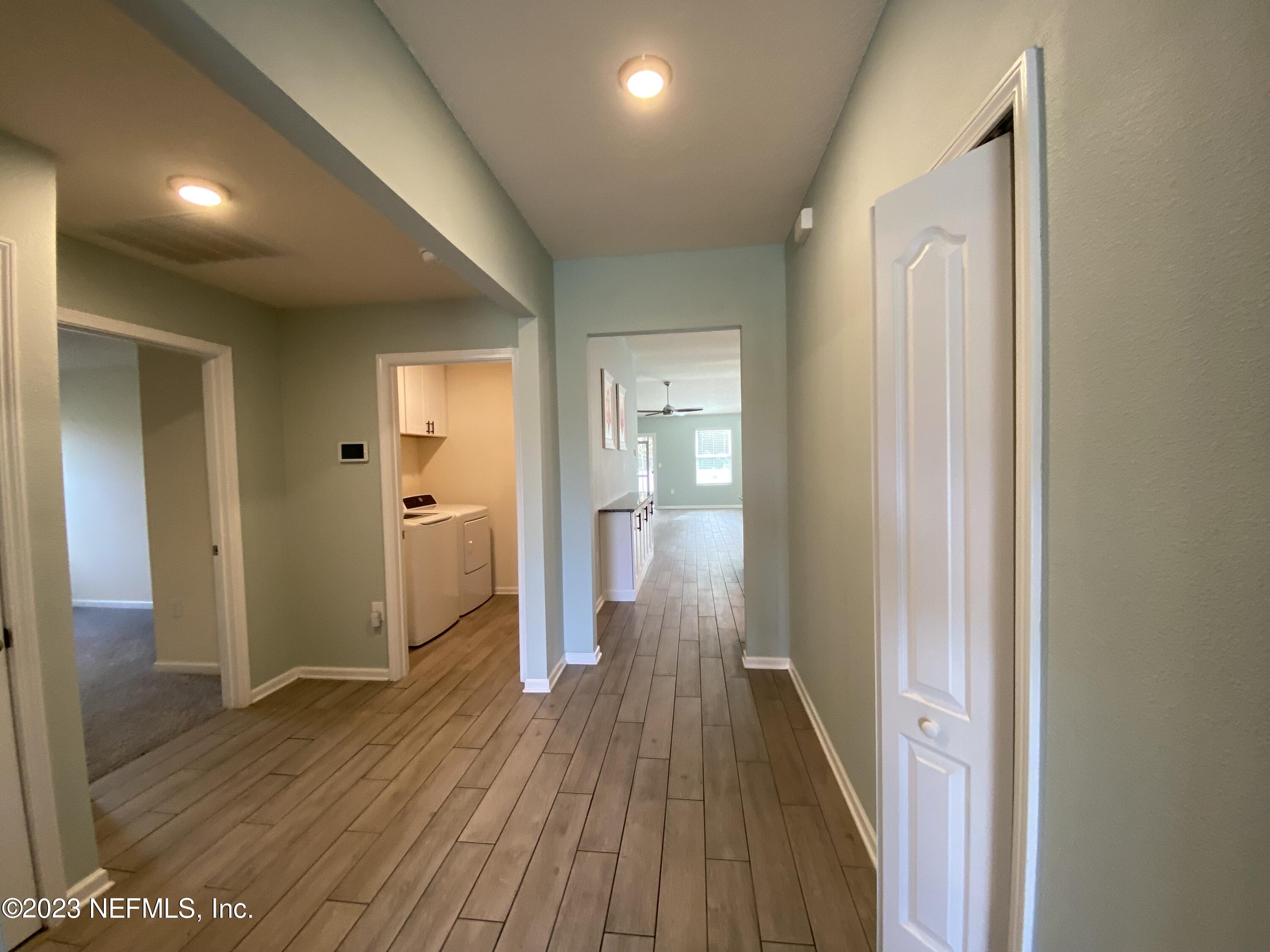 46 Eagle Spring Court St. Augustine, FL 32084 - Photo 4 of 40 FOYER
