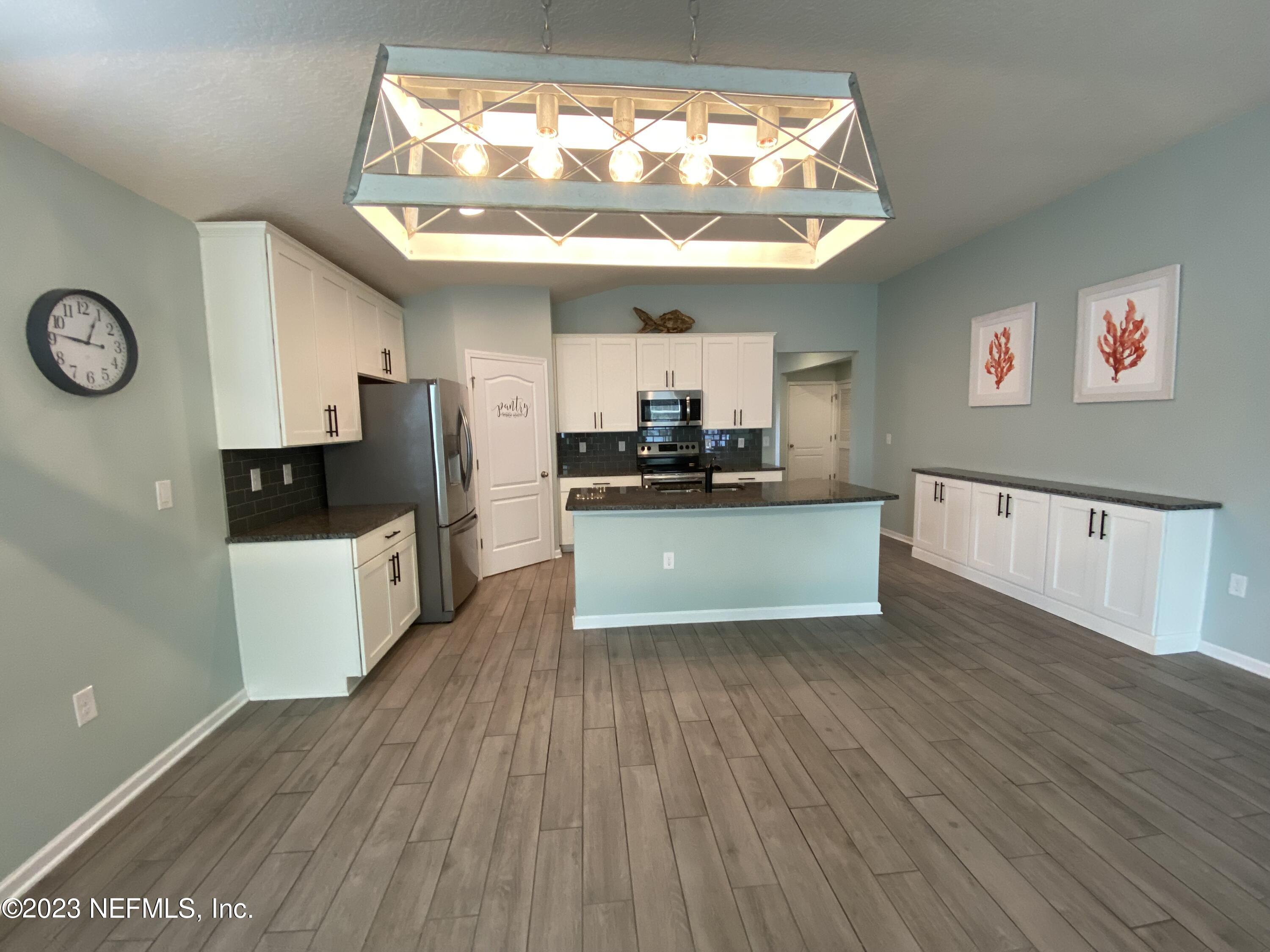 46 Eagle Spring Court St. Augustine, FL 32084 - Photo 8 of 40 DINING AREA