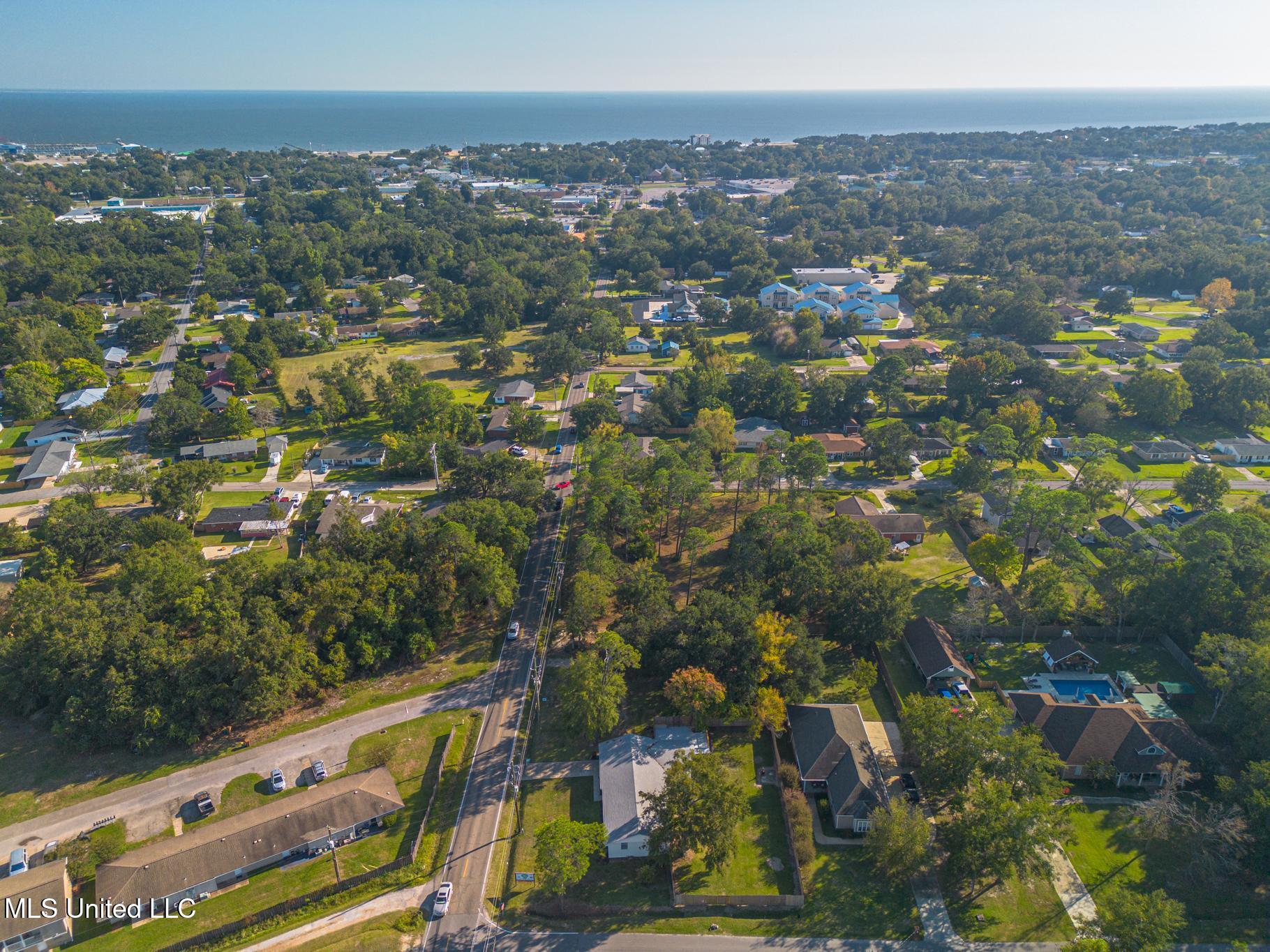 406 Klondyke Road Long Beach, MS 39560 - Photo 4 of 24 15-8