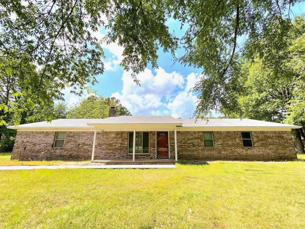 3514 Buchanan Loop Road Texarkana, TX 75501 - Photo 40 of 40 a view of a house with a swimming pool
