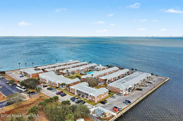 $130,000 | 190 East Olmstead Drive, Unit F28, Titusville, FL 32780