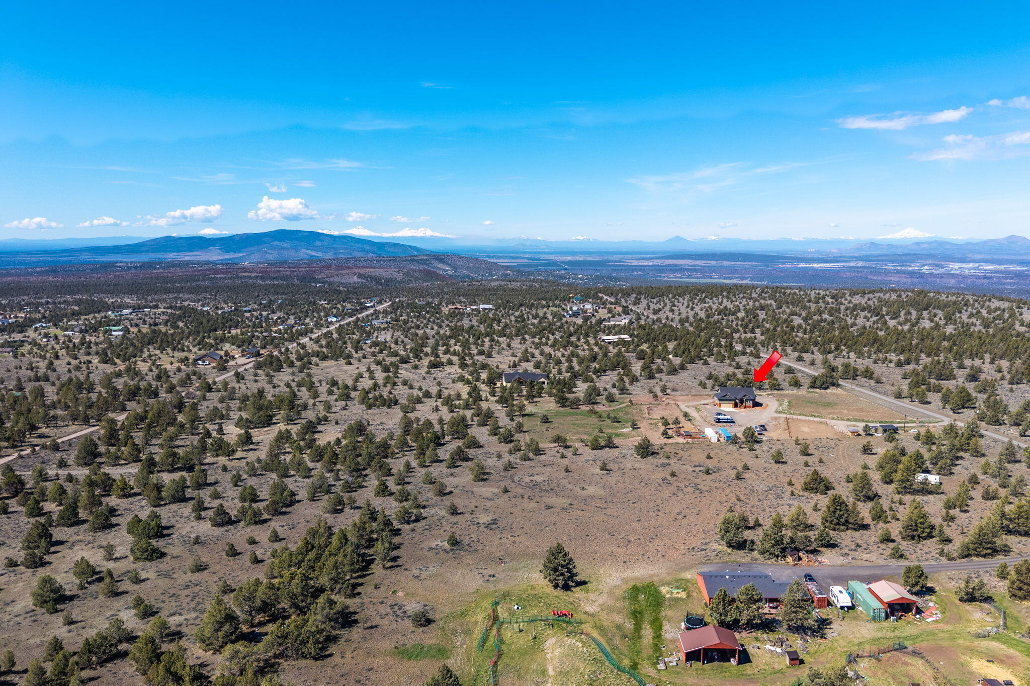 6040 Gravett Road Prineville, OR 97754 - Photo 58 of 77 a view of city and ocean