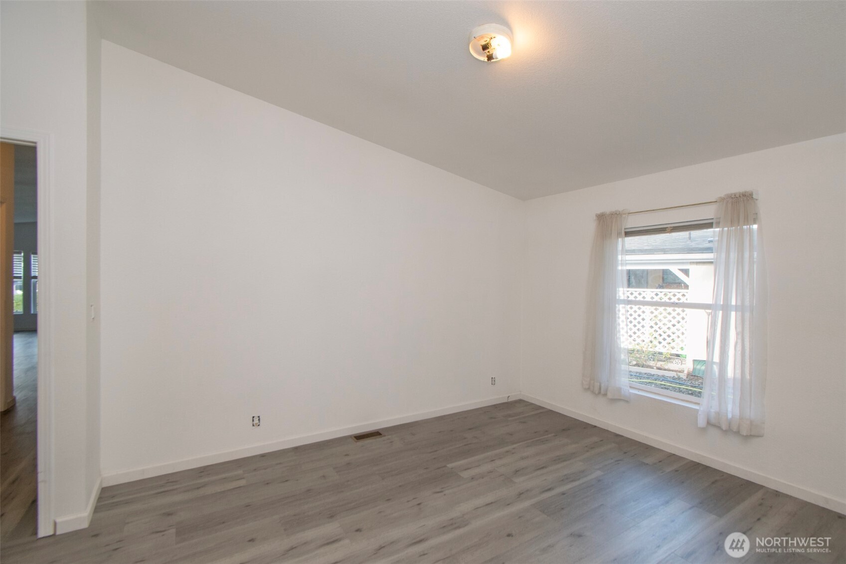 642 North 7th Avenue Sequim, WA 98382 - Photo 24 of 40