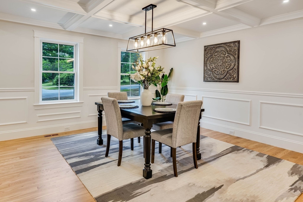 125 Greenwood Road Andover, MA 01810 - Photo 12 of 37 Gallery Image 12