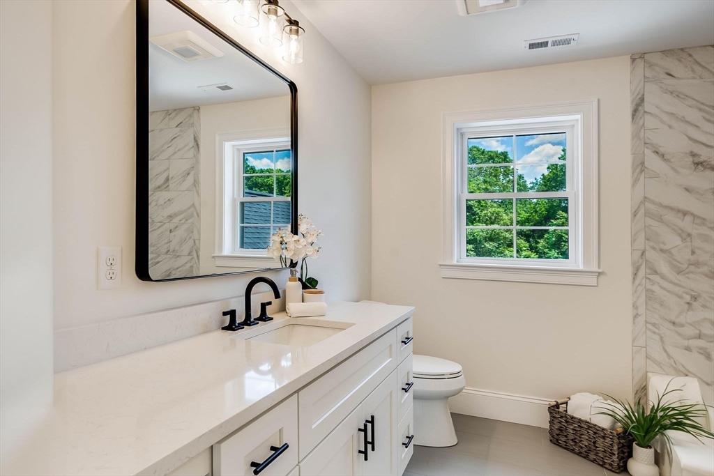 125 Greenwood Road Andover, MA 01810 - Photo 23 of 37 Gallery Image 23