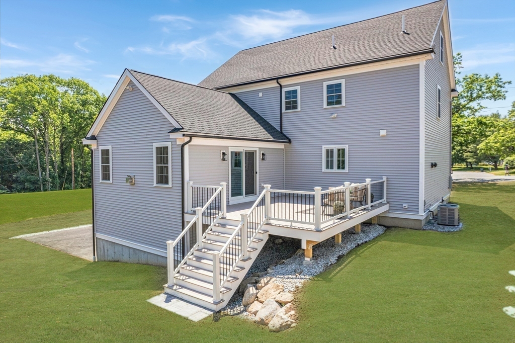 125 Greenwood Road Andover, MA 01810 - Photo 34 of 37 Gallery Image 34