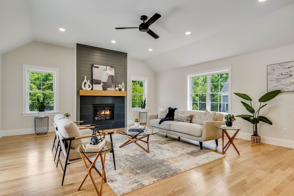125 Greenwood Road Andover, MA 01810 - Photo 10 of 37 Gallery Image 10