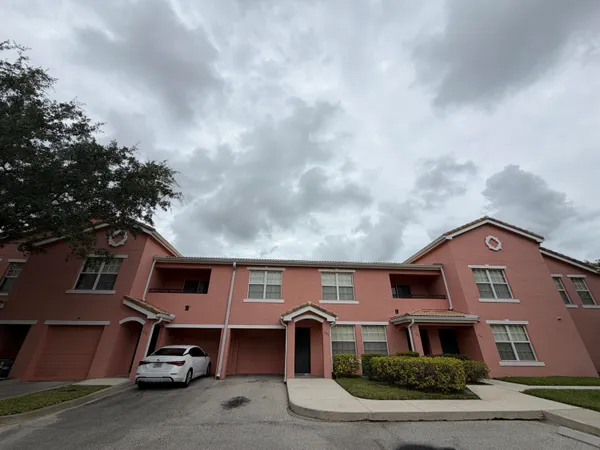$1,900 | 150 Southwest Peacock Boulevard, Unit 26102, Port St. Lucie, FL 34986