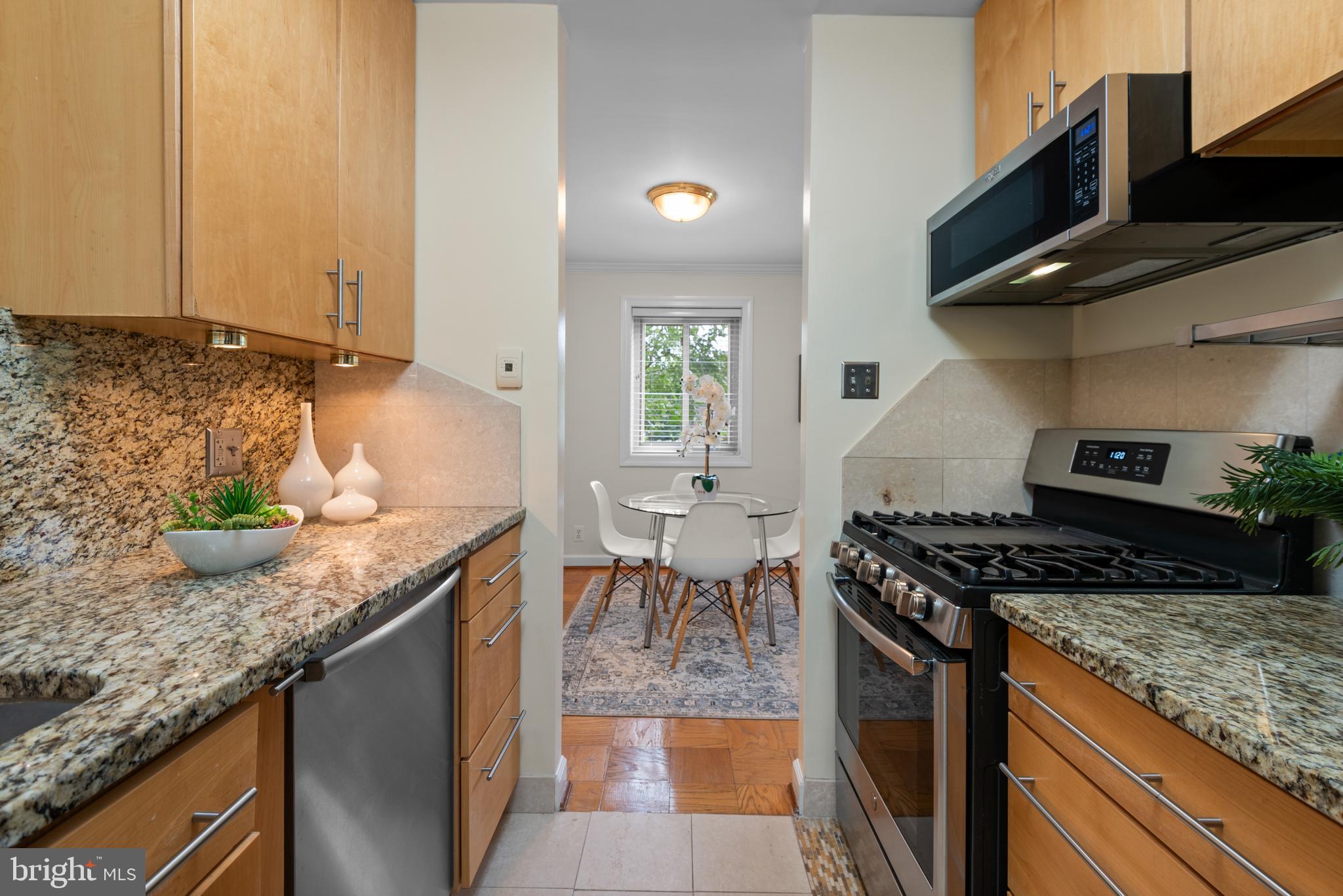 4570 MacArthur Boulevard Northwest, Unit 105 Washington, DC 20007 - Photo 15 of 20 Kitchen dowards dining area