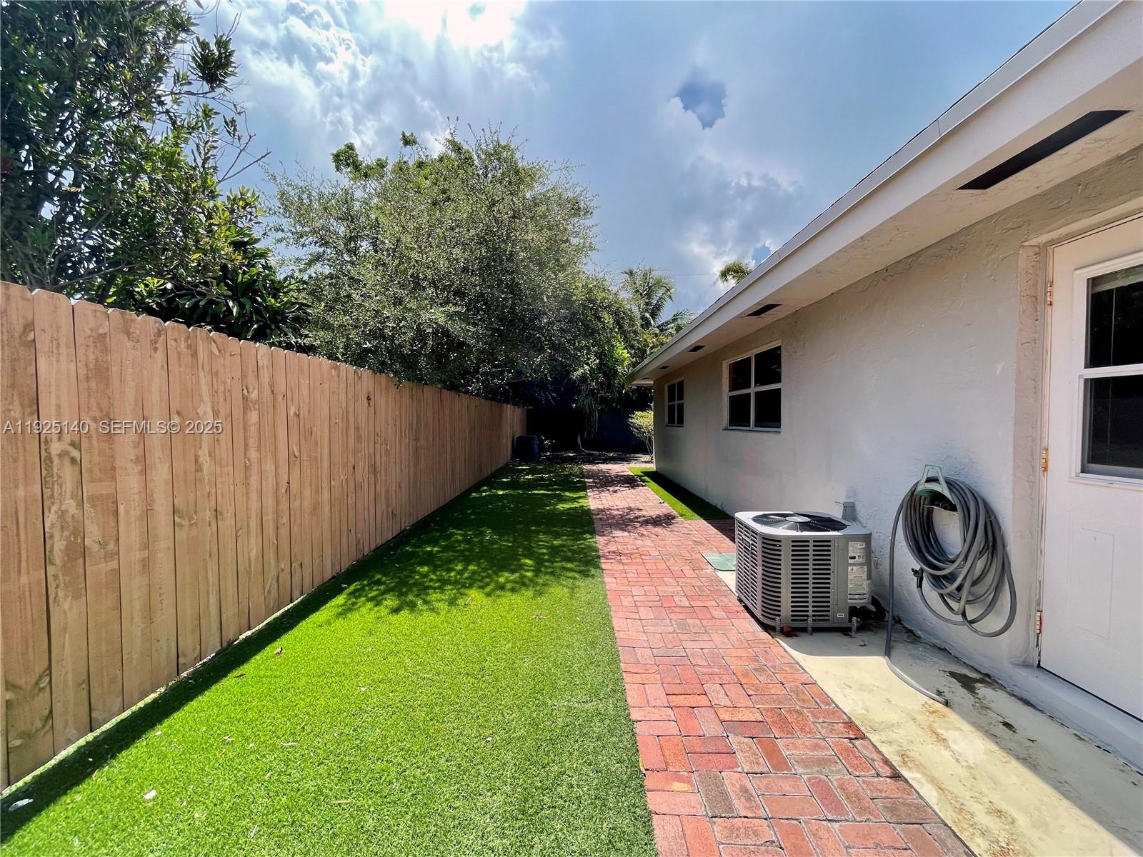 2230 Spanish Trail, Unit A Delray Beach, FL 33483 - Photo 22 of 23