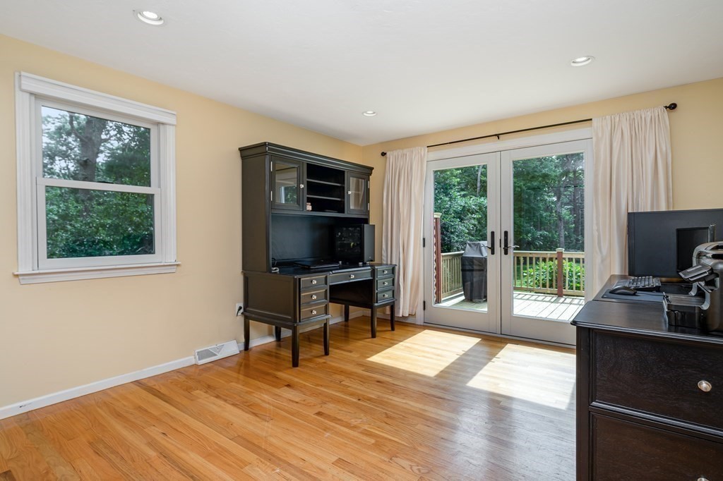 16 Nectar Road Walpole, MA 02081 - Photo 19 of 37