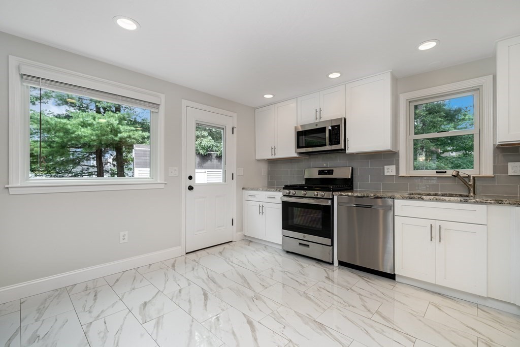 16 Nectar Road Walpole, MA 02081 - Photo 2 of 37