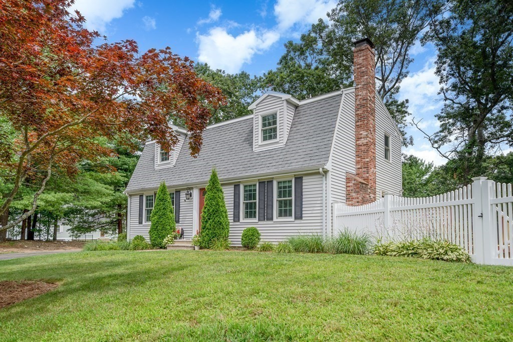 16 Nectar Road Walpole, MA 02081 - Photo 4 of 37