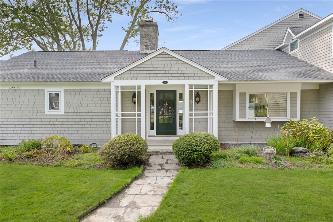 9 Shore Drive Warren, RI 02885 - Photo 3 of 26