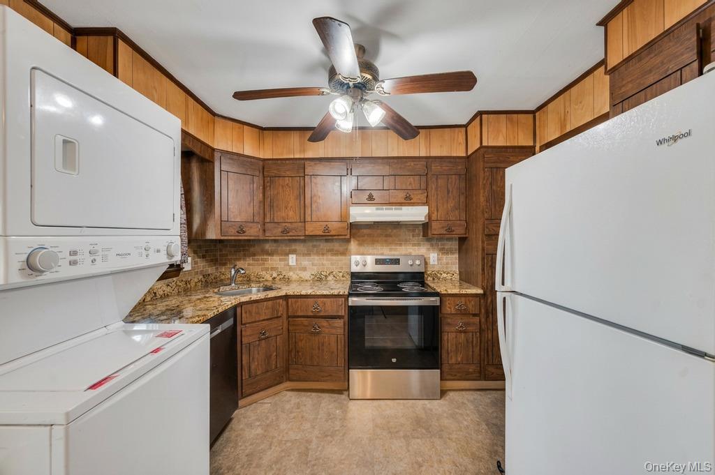 45 Dogwood Road West Islip, NY 11795 - Photo 10 of 20