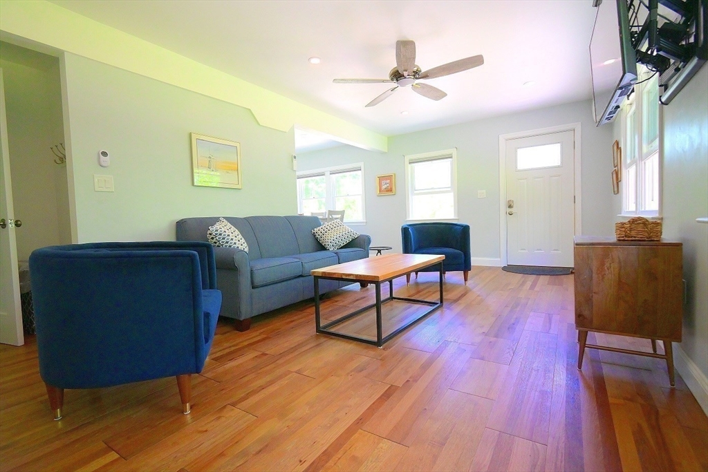 241 Argilla Road, Unit B Ipswich, MA 01938 - Photo 7 of 18 Gallery Image 7