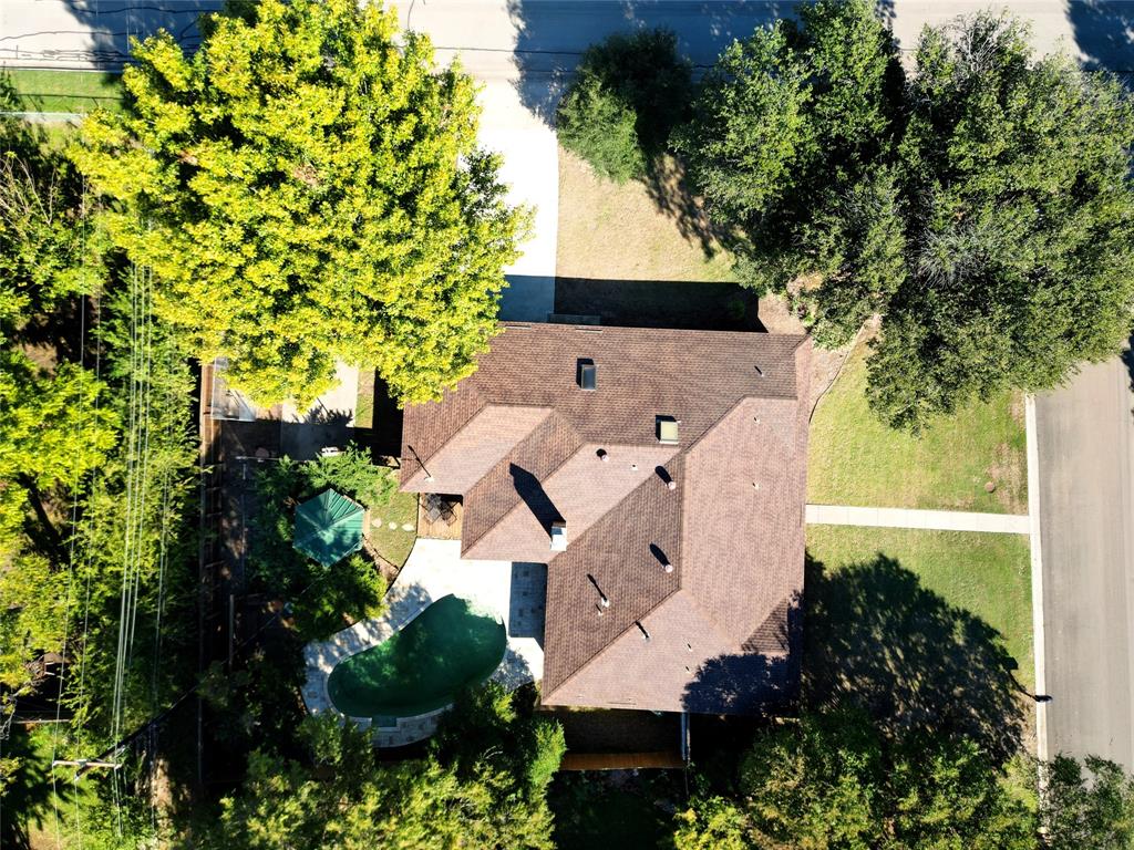 2109 Malone Street Denton, TX 76201 - Photo 35 of 36 an aerial view of a house with a yard