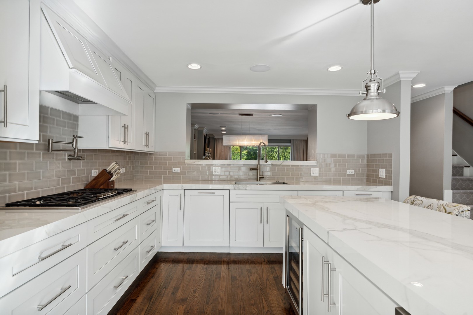 641 West Willow Street, Unit 105 Chicago, IL 60614 - Photo 11 of 37 a kitchen with a sink stove and cabinets