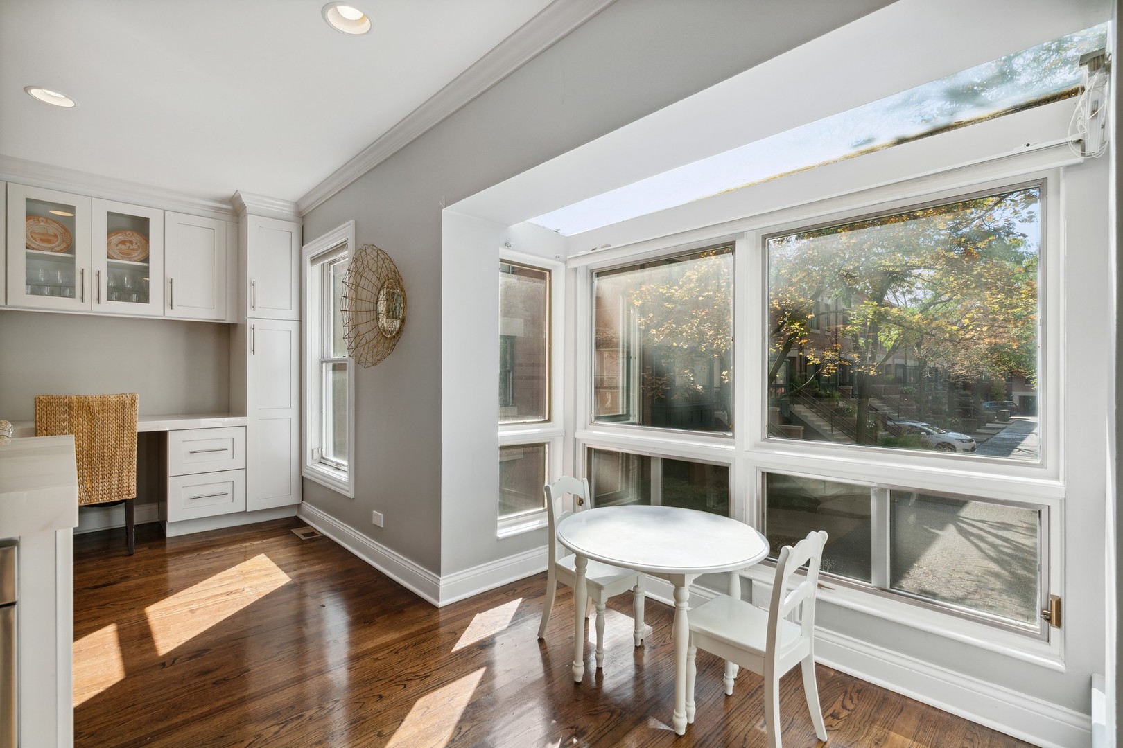 641 West Willow Street, Unit 105 Chicago, IL 60614 - Photo 14 of 37 a view of a dining room with furniture window and wooden floor