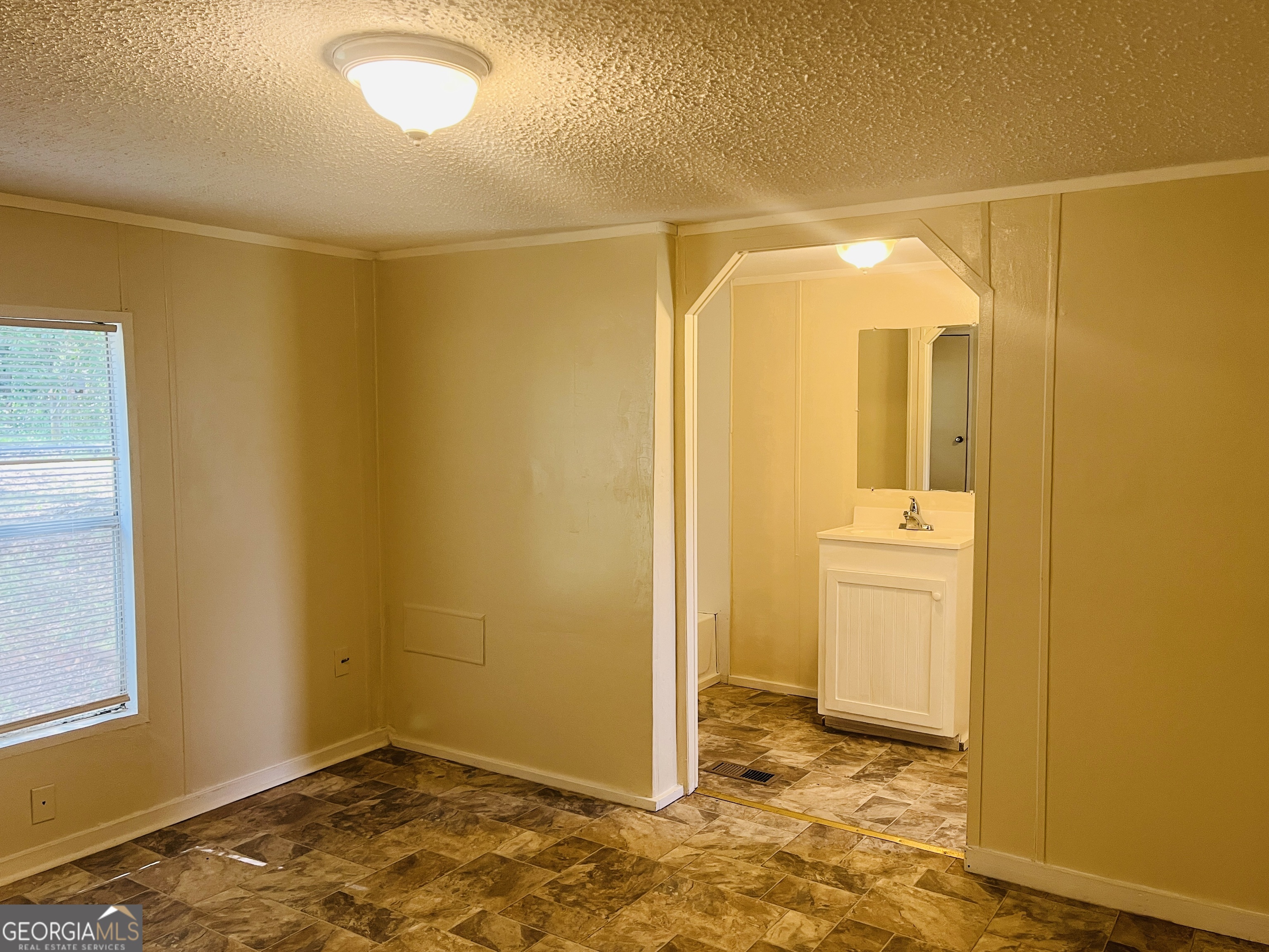 150 Hubbard Road LaGrange, GA 30240 - Photo 10 of 26