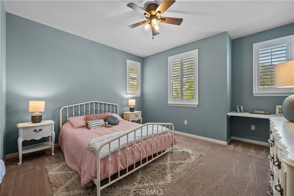 28200 Nield Court Saugus, CA 91350 - Photo 28 of 47