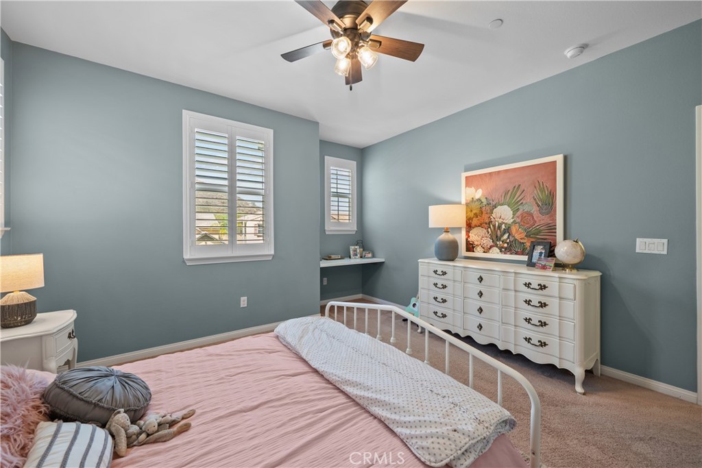 28200 Nield Court Saugus, CA 91350 - Photo 29 of 47