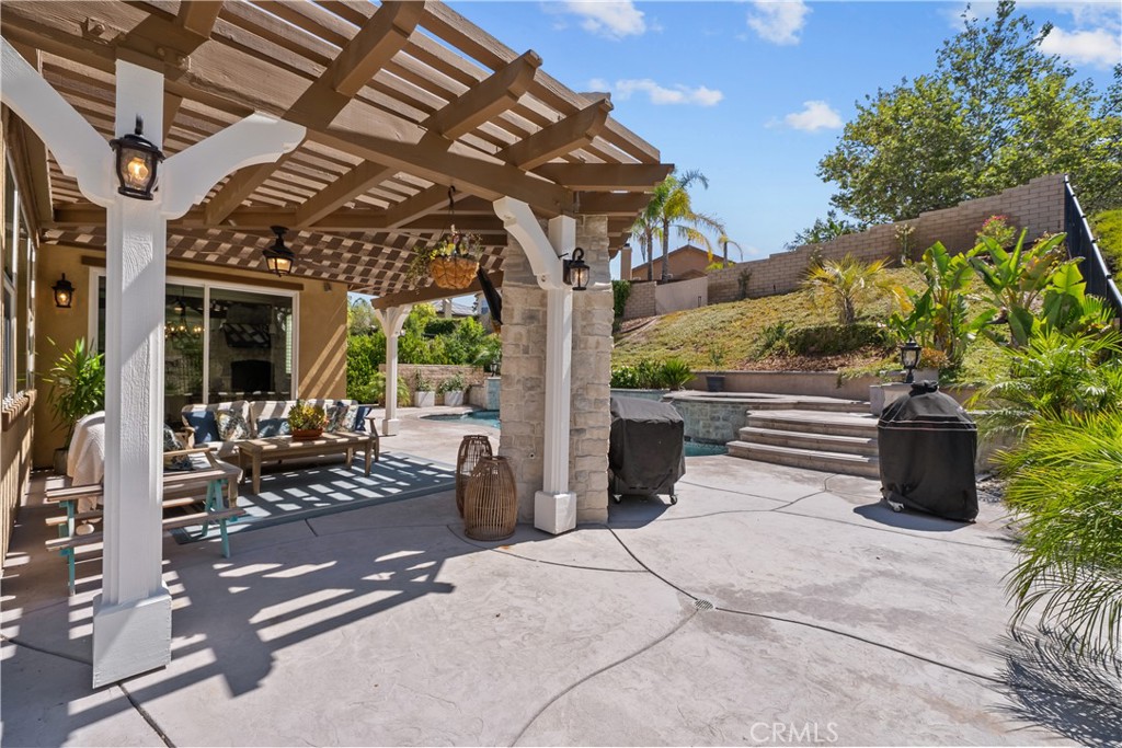 28200 Nield Court Saugus, CA 91350 - Photo 40 of 47