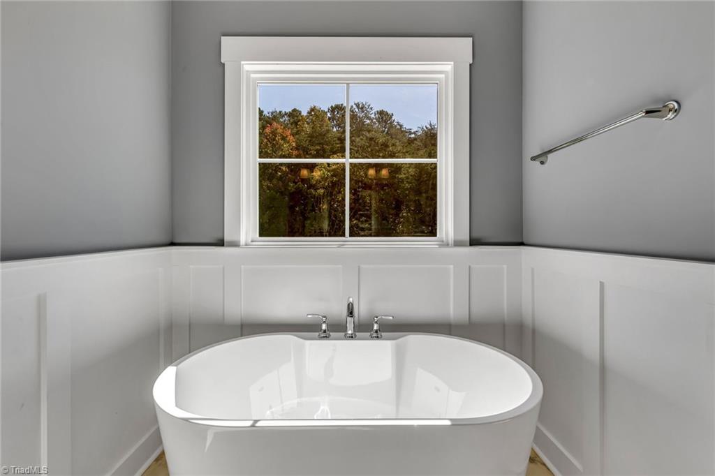 124 Mountain Ridge Court King, NC 27021 - Photo 20 of 41 Gallery Image 20