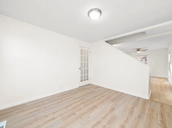 $299,900 | 2433 South 17th Avenue, Broadview, IL 60155