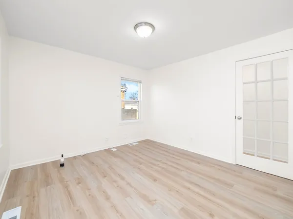 $299,900 | 2433 South 17th Avenue, Broadview, IL 60155