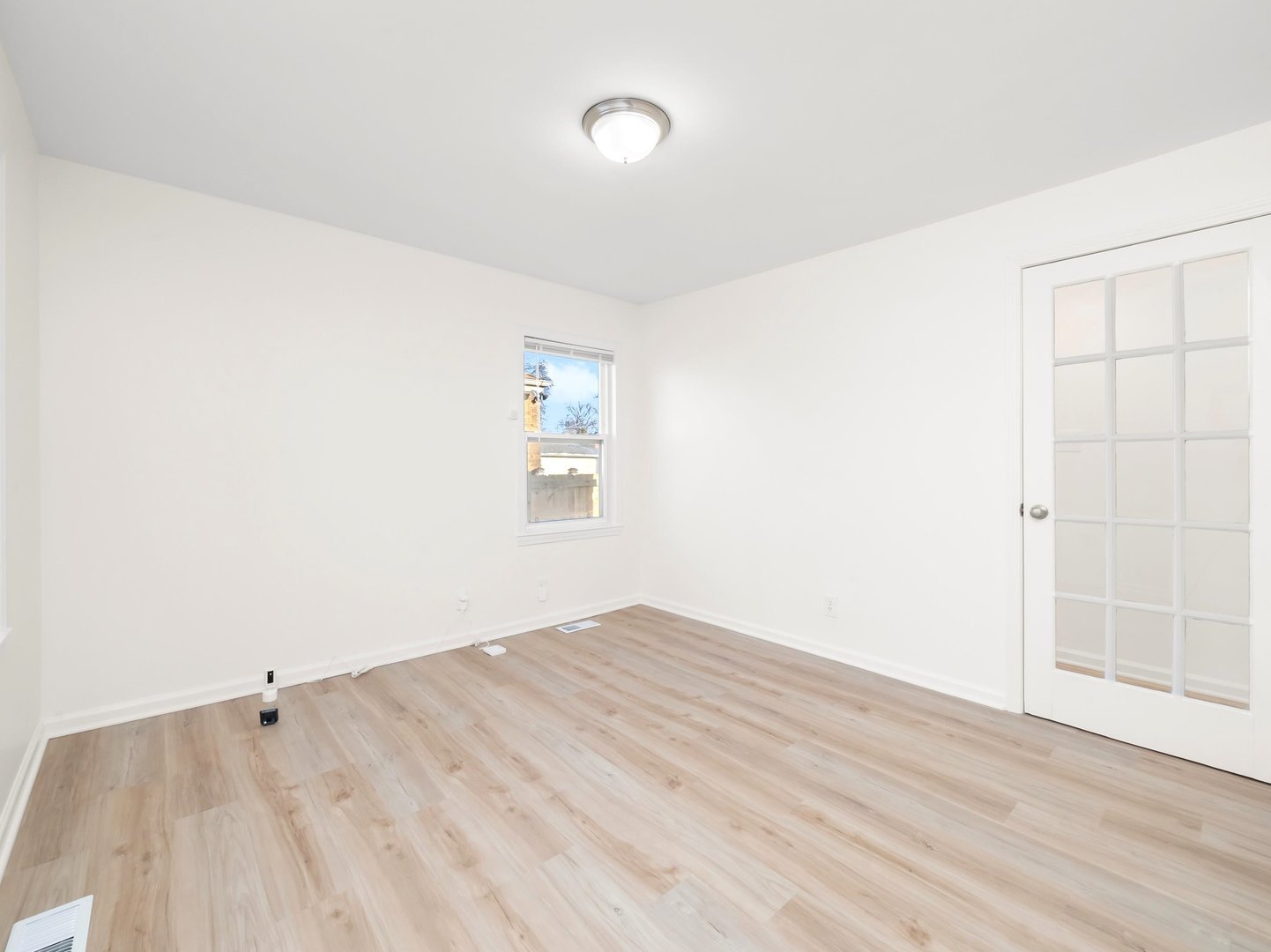 2433 South 17th Avenue Broadview, IL 60155 - Photo 9 of 29