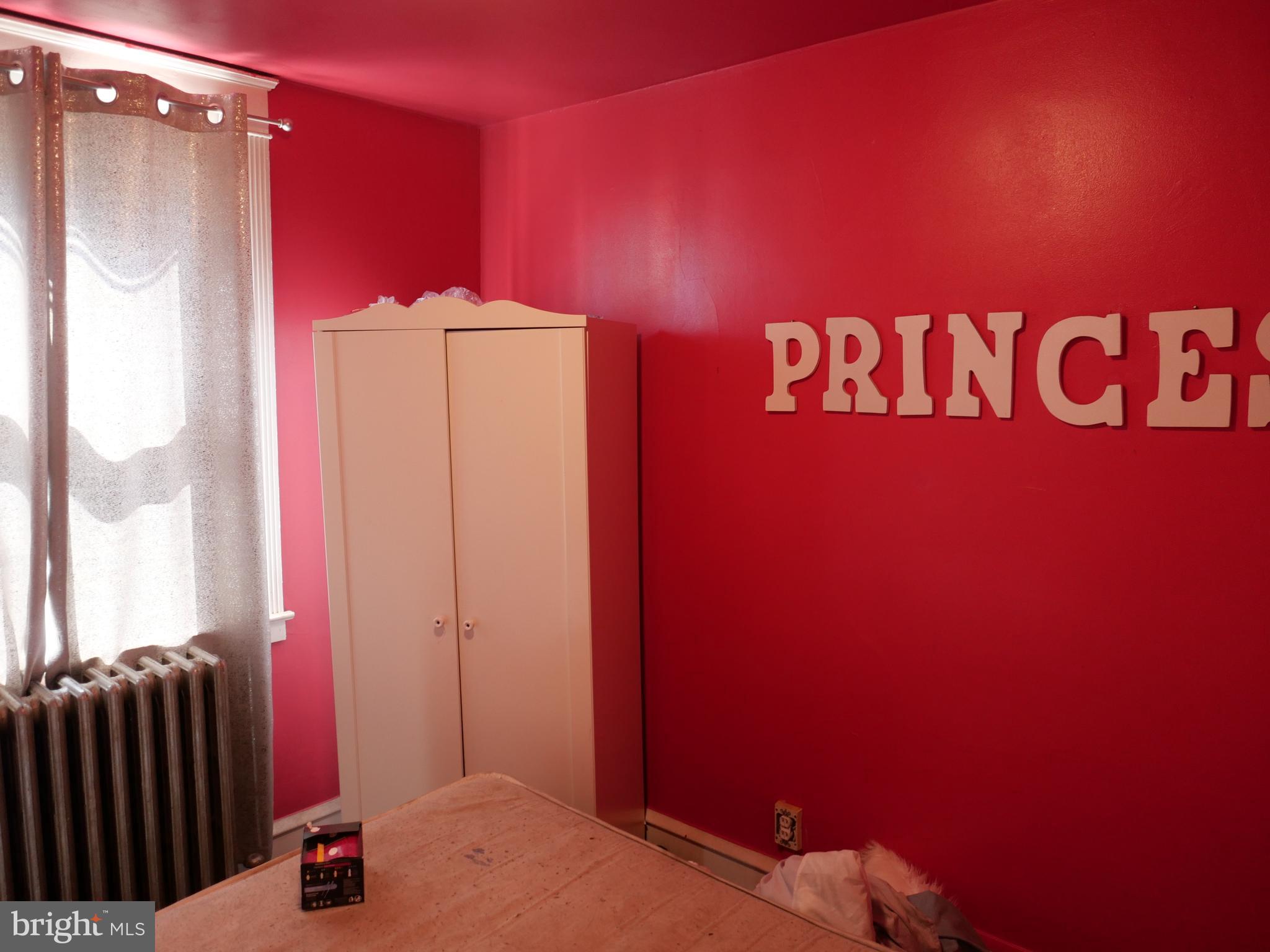 7232 Lamport Road Upper Darby, PA 19082 - Photo 10 of 12