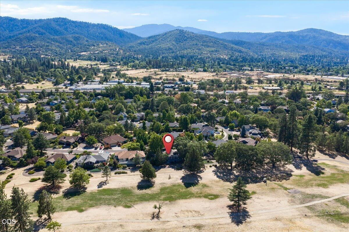 900 Cypress Point Loop Ashland, OR 97520 - Photo 25 of 30