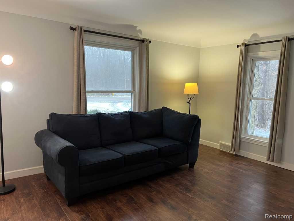 1450 Peet Road Montrose, MI 48457 - Photo 16 of 44