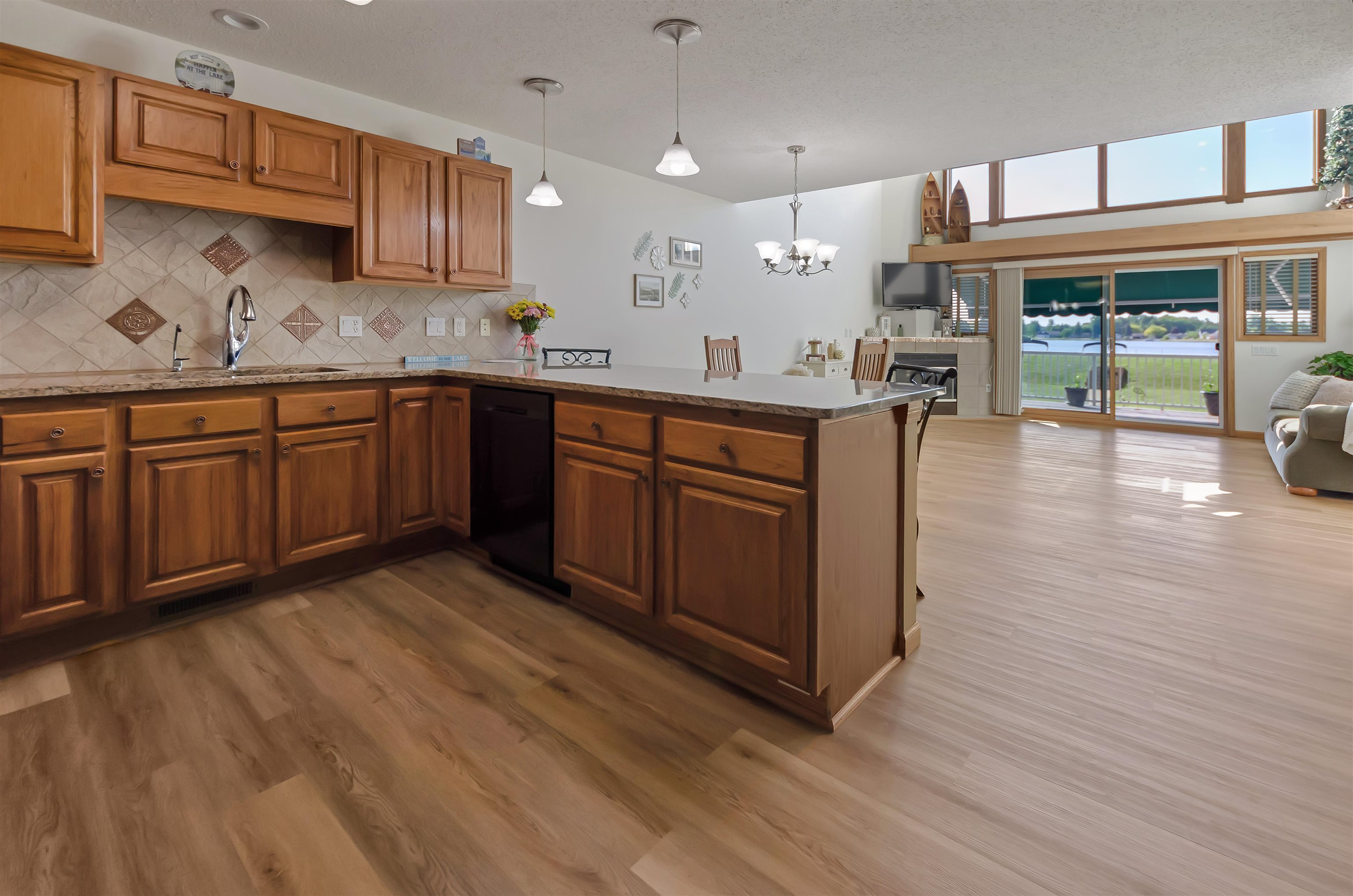 1704 Castleview Gladwin, MI 48624 - Photo 12 of 81