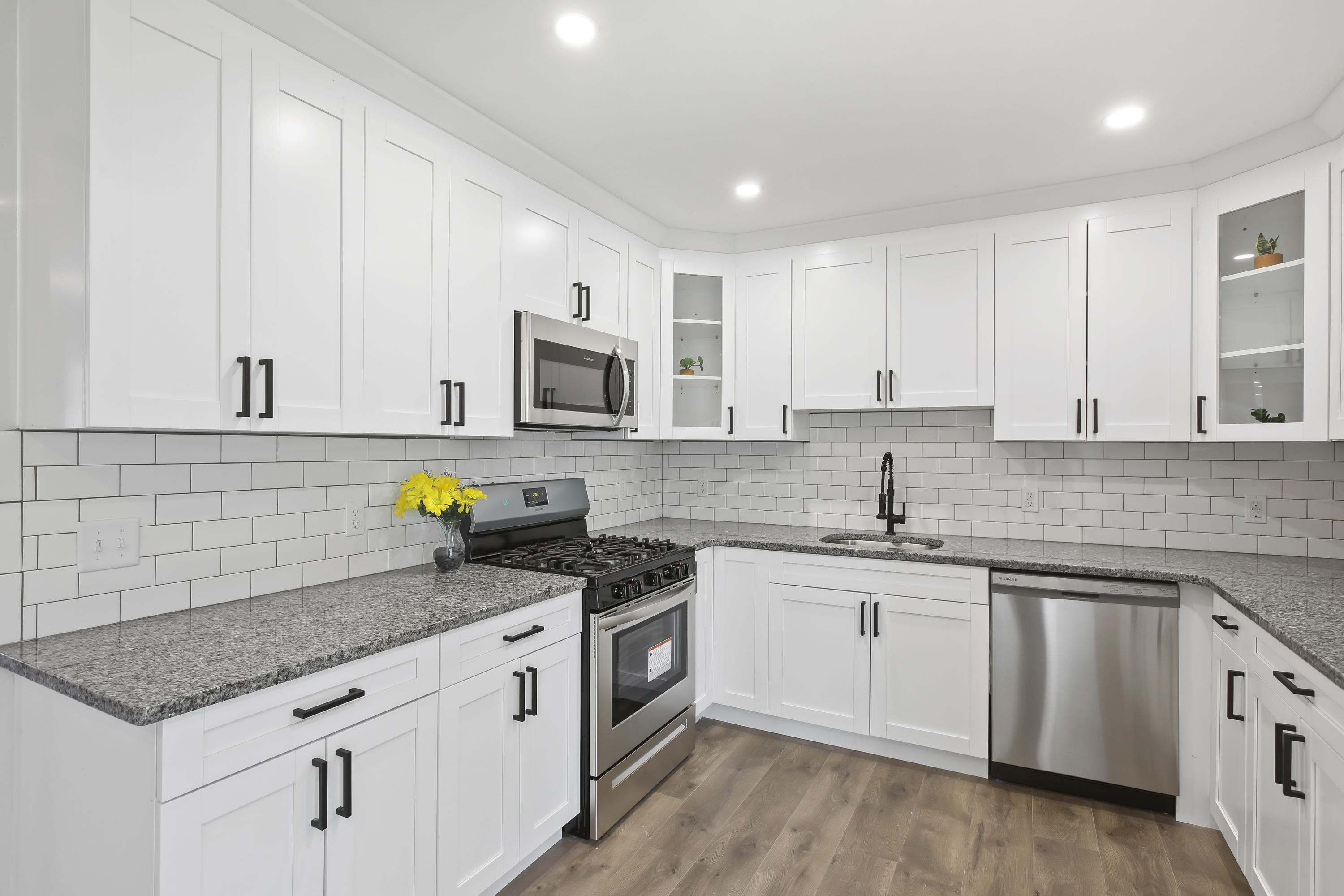 135 Darien Road Howell, NJ 07731 - Photo 11 of 29 5W5A9879