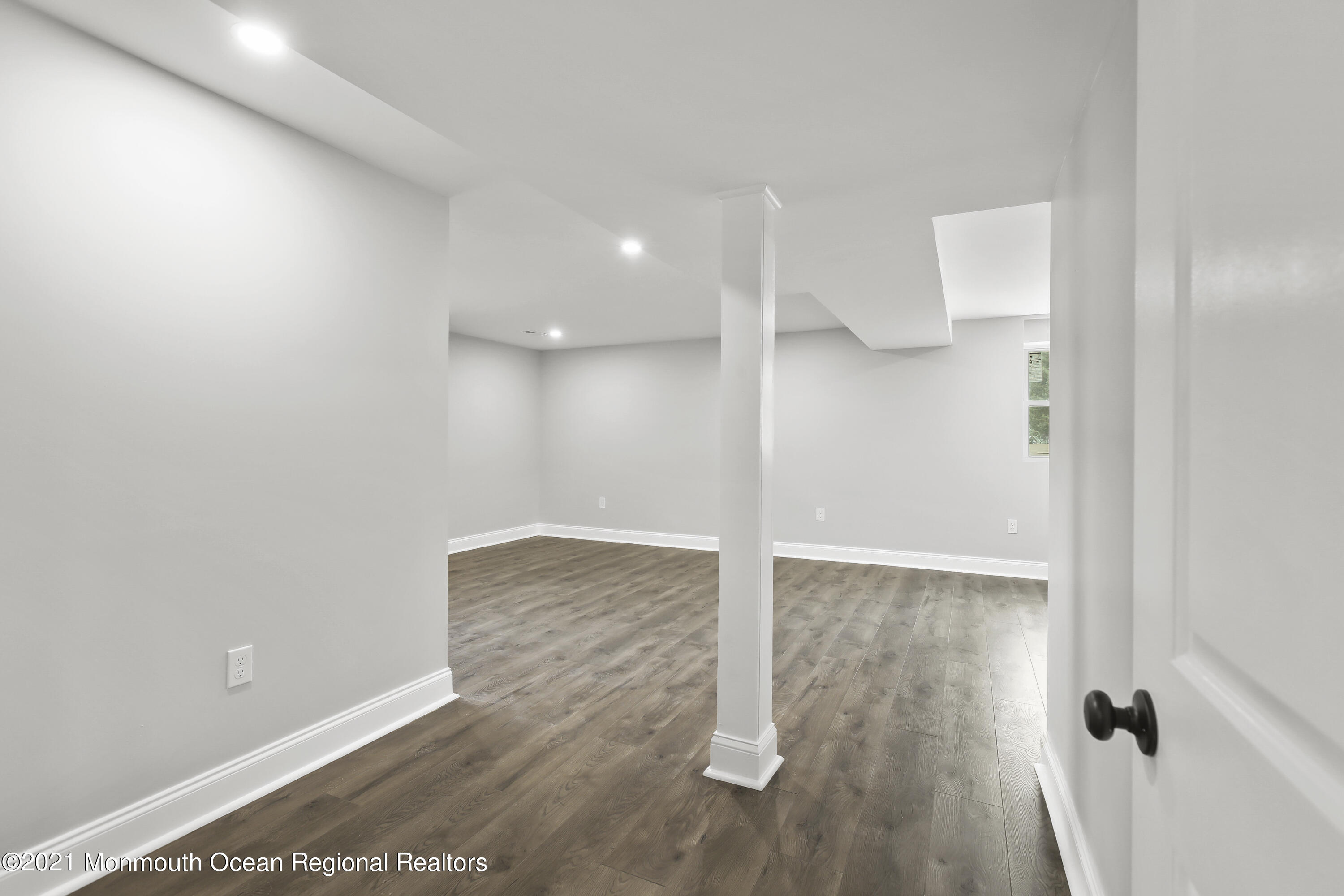 135 Darien Road Howell, NJ 07731 - Photo 22 of 29 5W5A9939