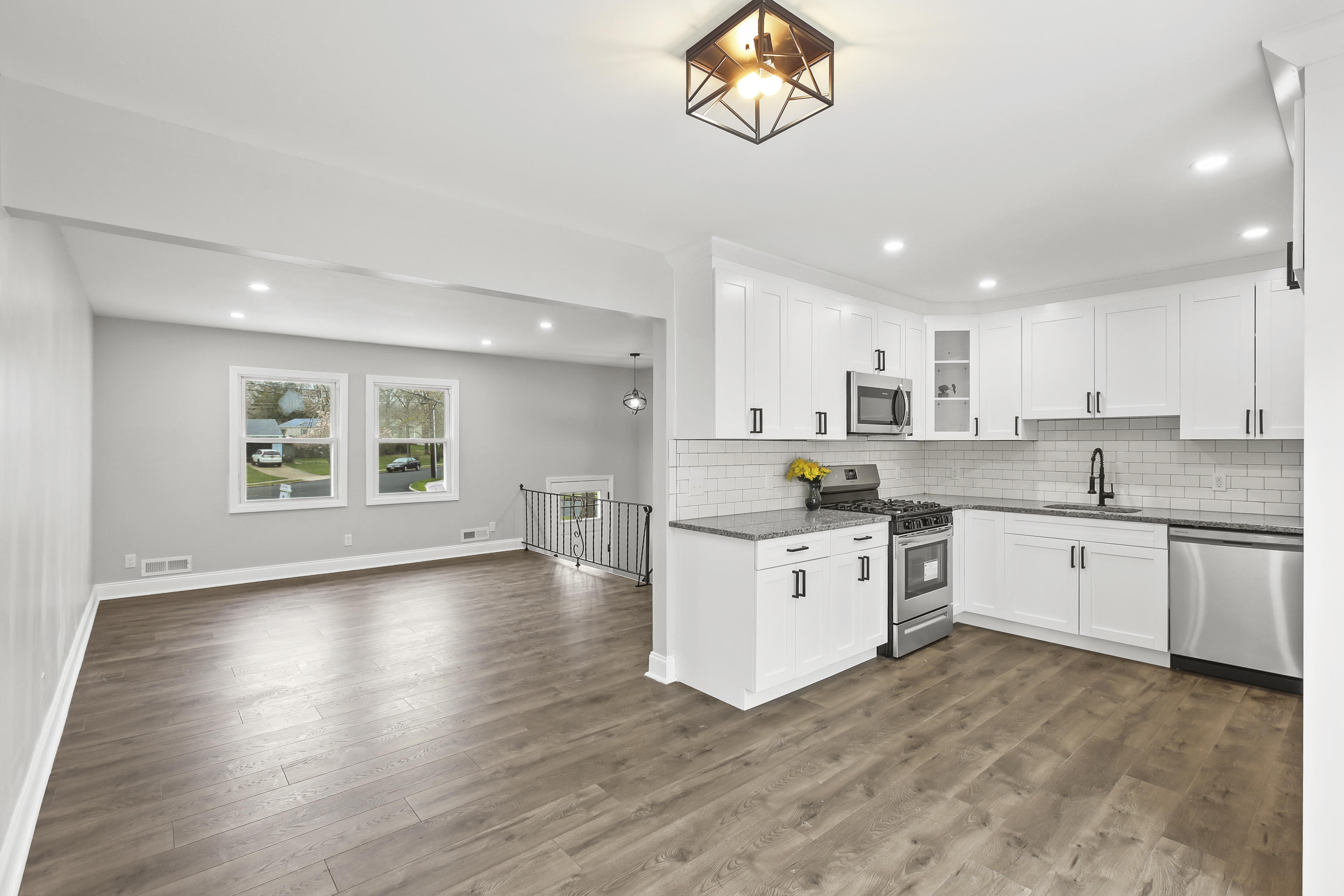 135 Darien Road Howell, NJ 07731 - Photo 10 of 29 5W5A9874