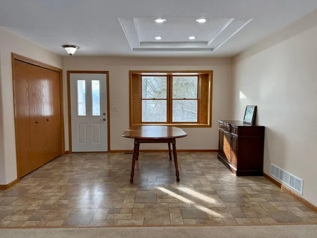 $400,000 | 14490 Highway 12, Kerkhoven, MN 56252