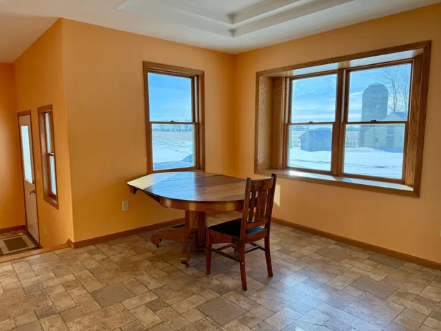 $400,000 | 14490 Highway 12, Kerkhoven, MN 56252