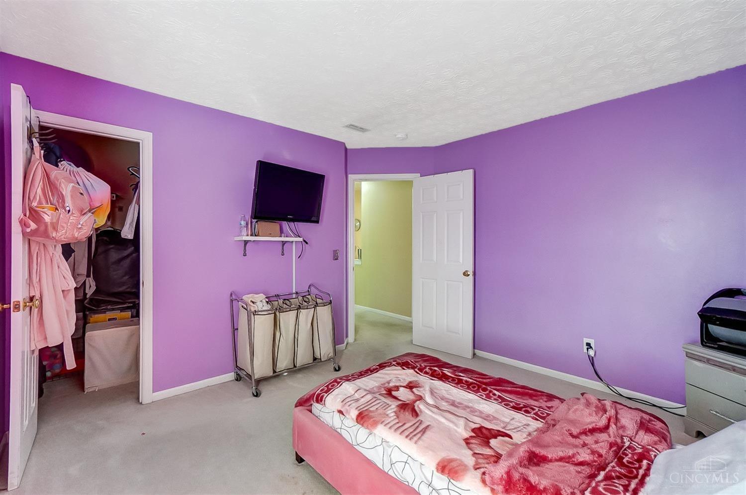 3029 Struble Road Cincinnati, OH 45251 - Photo 19 of 36 Gallery Image 19