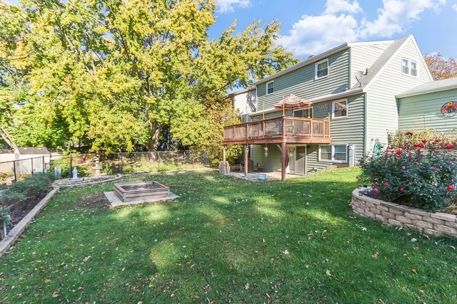 $364,900 | 520 North Lyle Avenue, Elgin, IL 60123