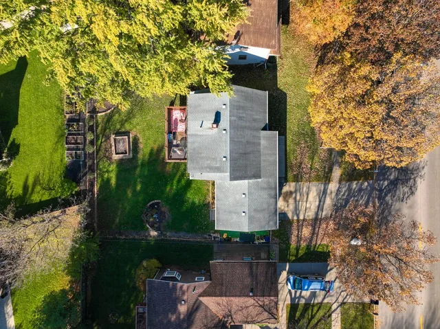 $364,900 | 520 North Lyle Avenue, Elgin, IL 60123