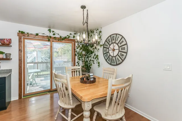 $364,900 | 520 North Lyle Avenue, Elgin, IL 60123