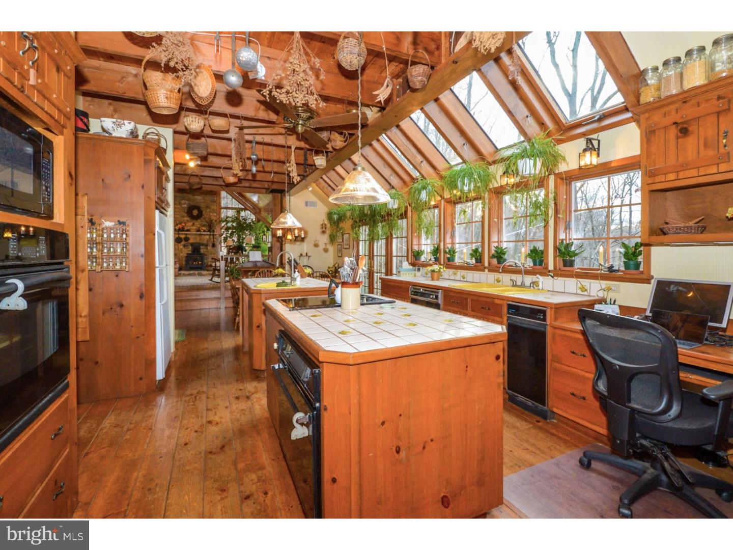 124 King Road Green Lane, PA 18054 - Photo 10 of 25 Gallery Image 10